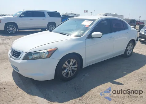 2010 Honda Accord 2.4 Lx-P из США, поврежденный, VIN 1HGCP2F43AA180425